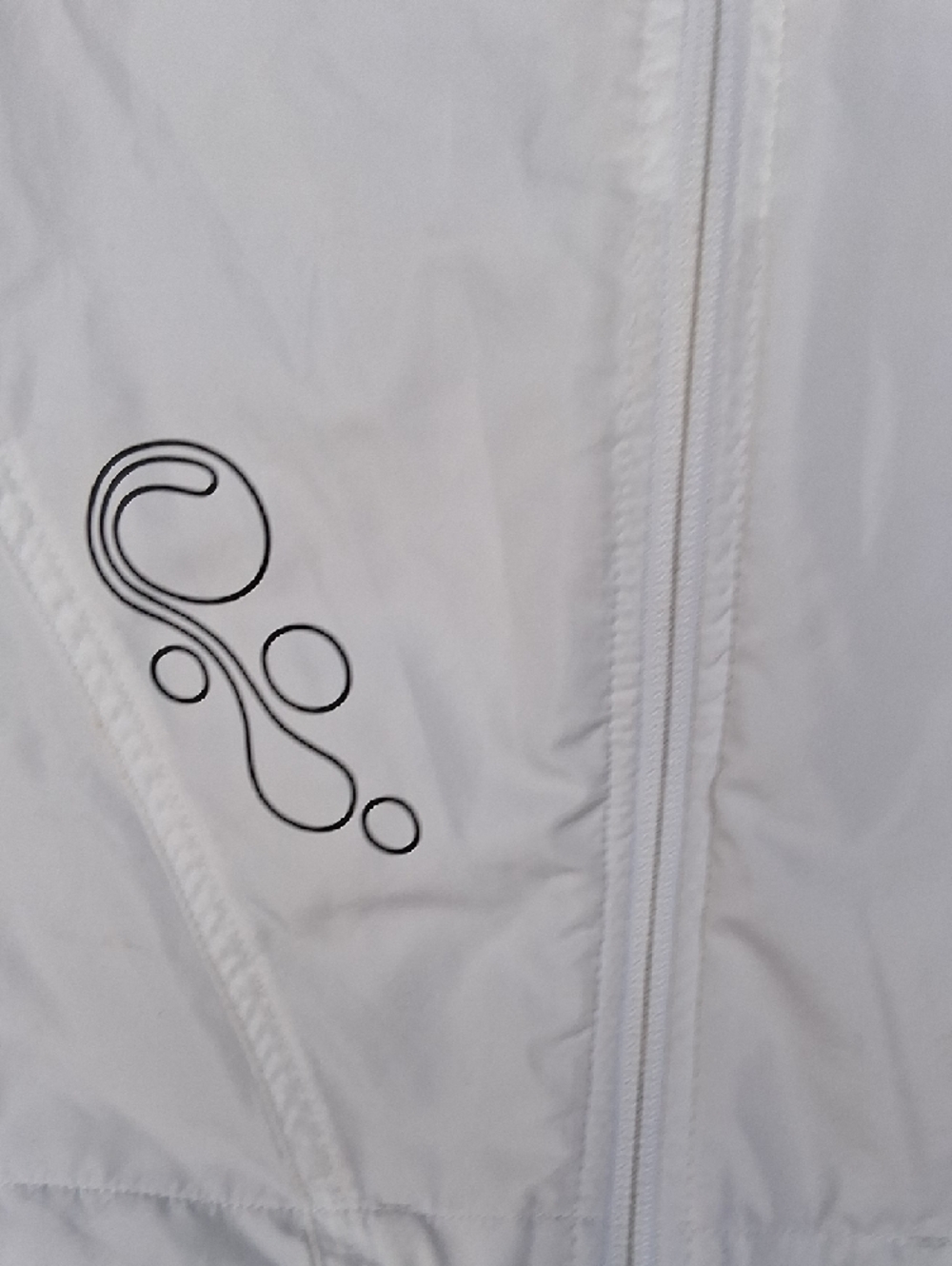 Brooks White and Black Sleeveless Zip-Front Running Vest - Picture 2 of 5